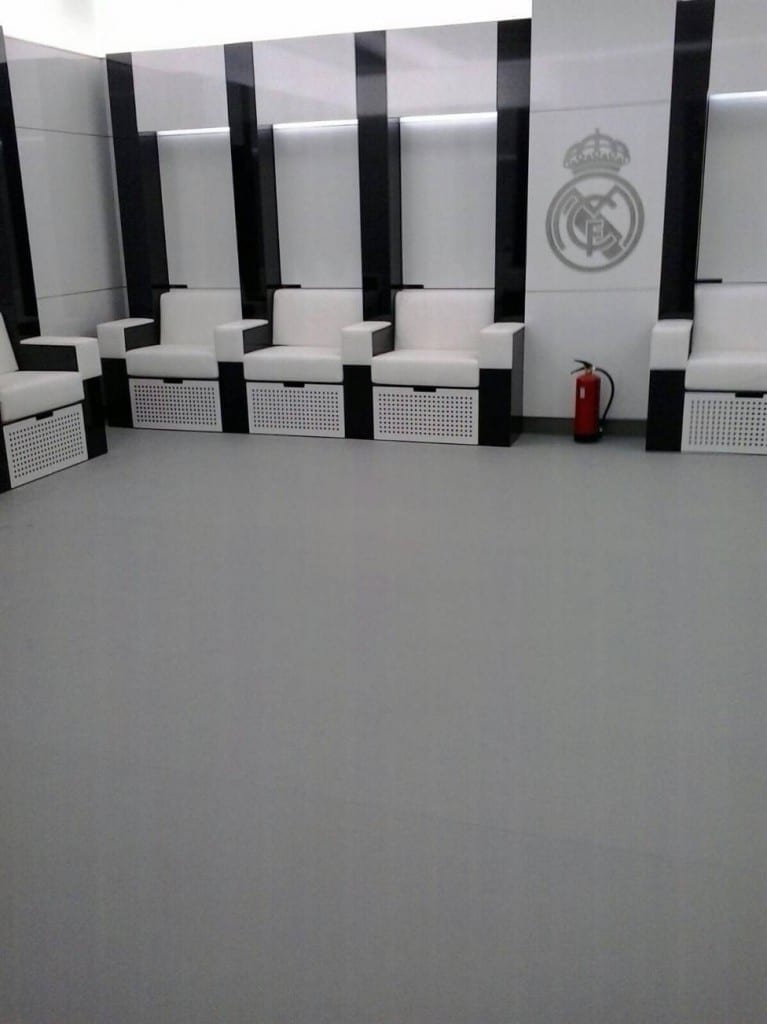 VESTUARIOS REAL MADRID